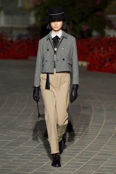 Look 85